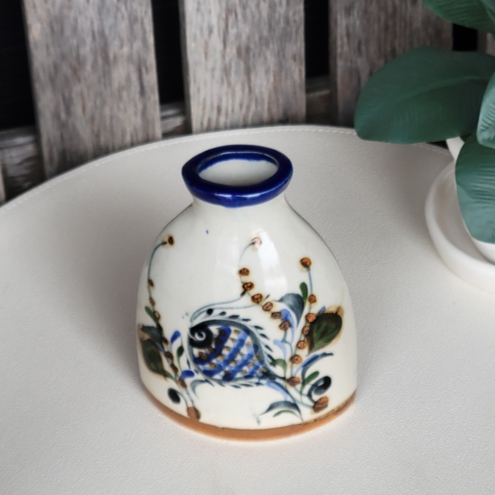 Ken Edwards Tonala Hand-Painted Ceramic Vase Ornate Fish Design - Picture 2 of 9
